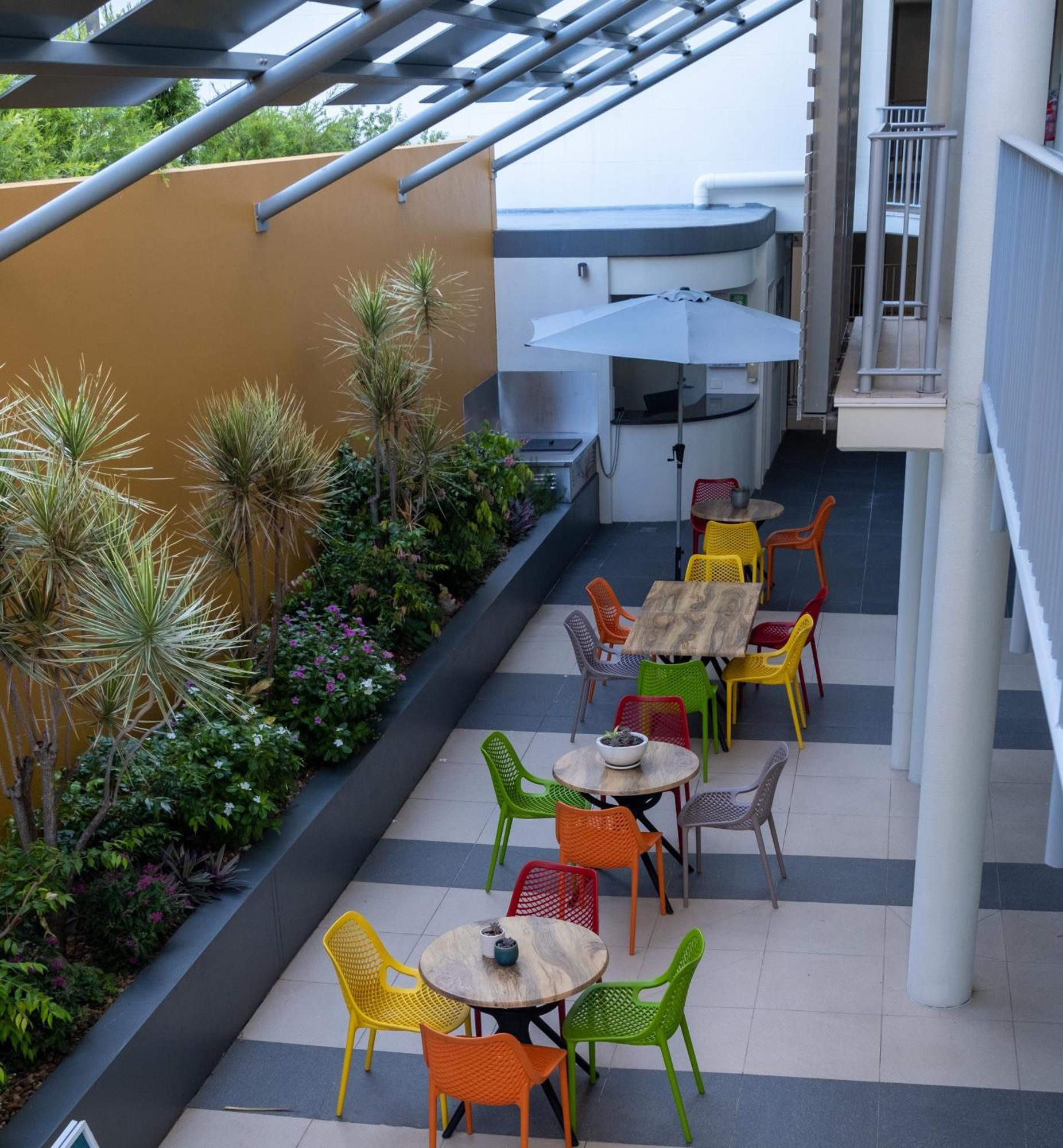 Oshen Holiday Apartments Yeppoon Exterior foto